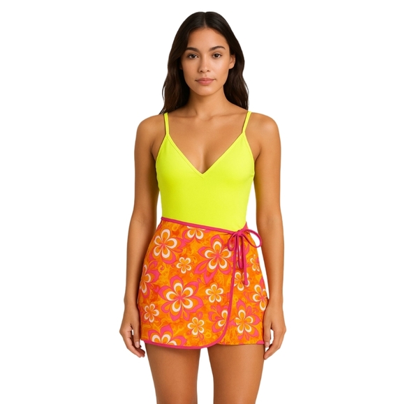 Brody Surf Y2K Hawaiian Floral Pink and Orange Women's Swim Cover-Up Skirt - Picture 1 of 8
